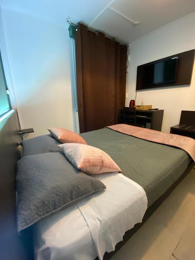 Citadel Hotel 2*